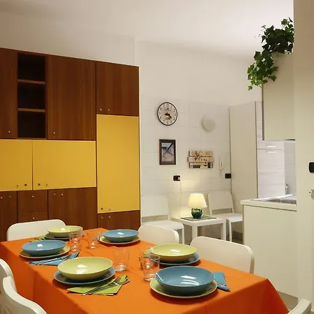 Apartment Aristosseno Holiday House Taranto