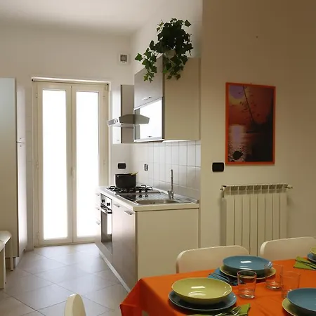 Aristosseno Holiday House Apartment