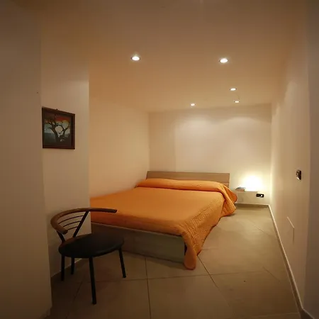 Aristosseno Holiday House Apartment Taranto